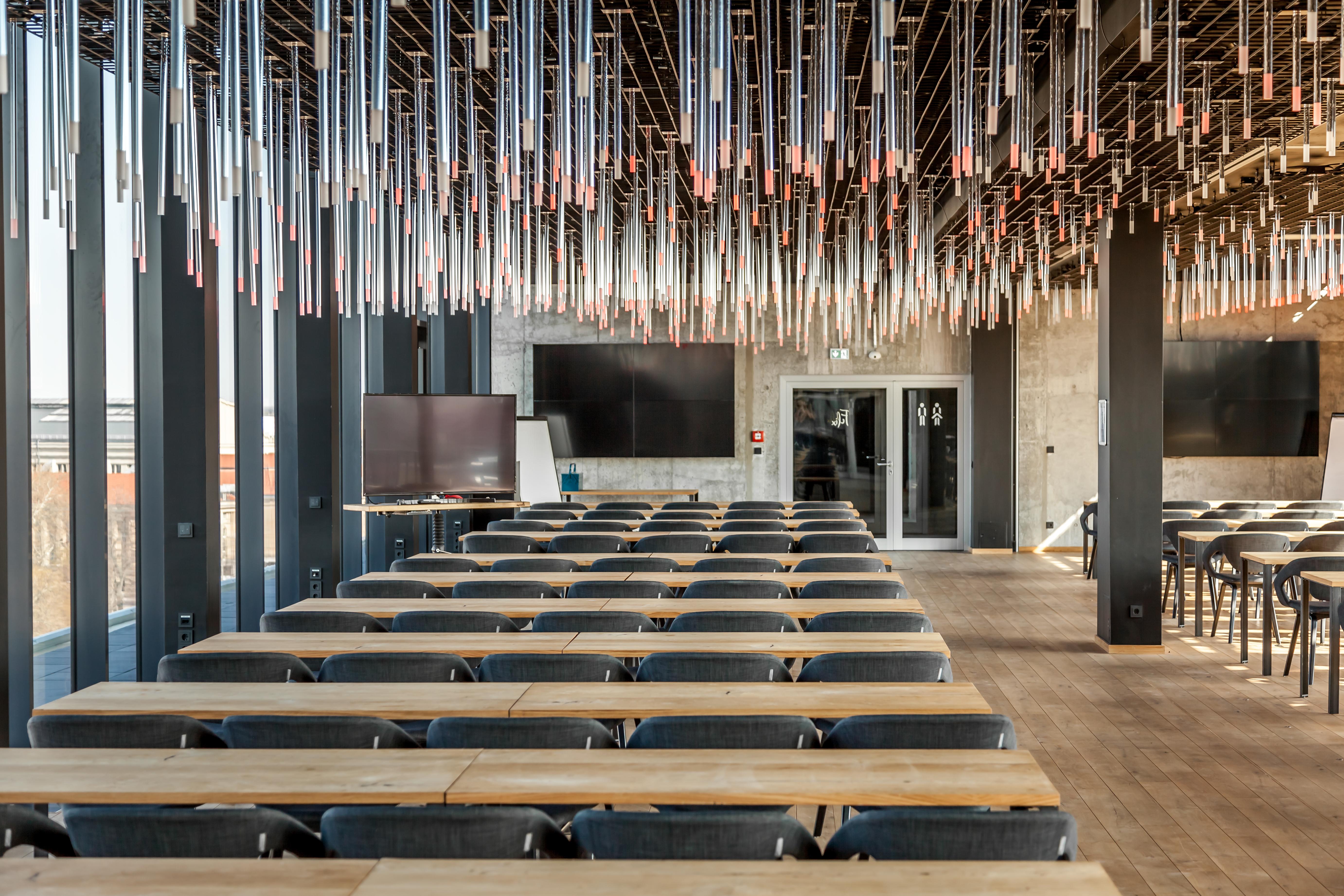 Staycity Aparthotels Leipzig City Centre Εξωτερικό φωτογραφία The interior of the new building