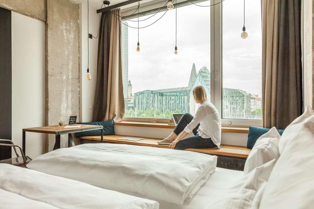Staycity Aparthotels Leipzig City Centre Δωμάτιο φωτογραφία A room at the hotel