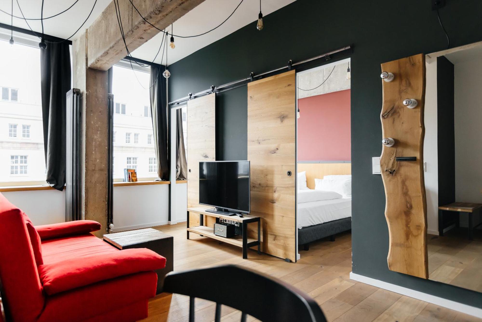 Staycity Aparthotels Leipzig City Centre Εξωτερικό φωτογραφία A room at the Hotel